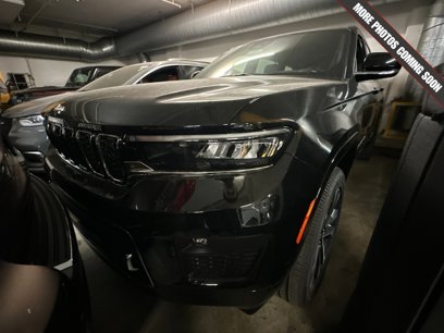 New 2025 Jeep Grand Cherokee L Overland w/ Advanced Protech Group III