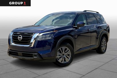 Used 2025 Nissan Pathfinder SV