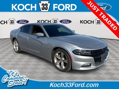 Used 2016 Dodge Charger R/T w/ Navigation & Travel Group