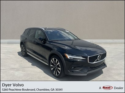 Certified 2023 Volvo V60 B5 Cross Country Ultimate