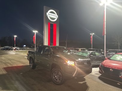 New 2025 Nissan Frontier SV