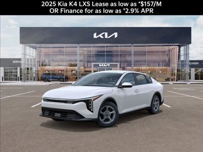 New 2025 Kia K4 LXS