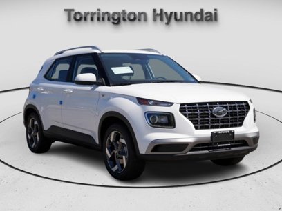 New 2025 Hyundai Venue SEL