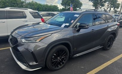 Used 2023 Toyota Highlander XSE
