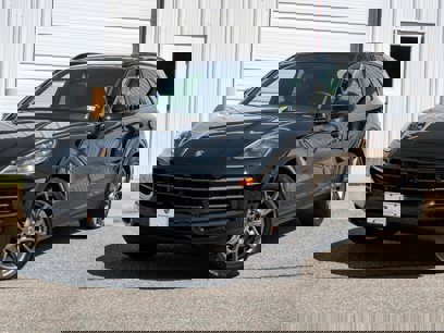 Certified 2023 Porsche Cayenne S Platinum