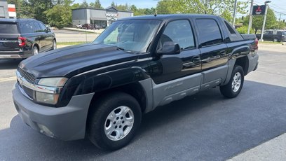 Used 2002 Chevrolet Avalanche 4x4 w/ Off-Road Suspension Pkg