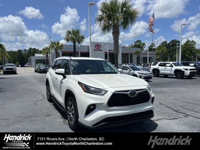 Used 2020 Toyota Highlander XLE