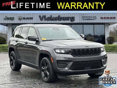 Used 2023 Jeep Grand Cherokee Altitude