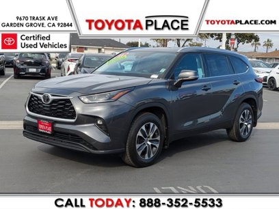 Certified 2021 Toyota Highlander XLE