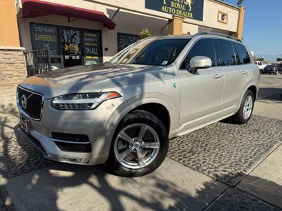 Used 2016 Volvo XC90 T5 Momentum