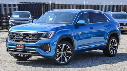 New 2025 Volkswagen Atlas Cross Sport SEL Premium R-Line
