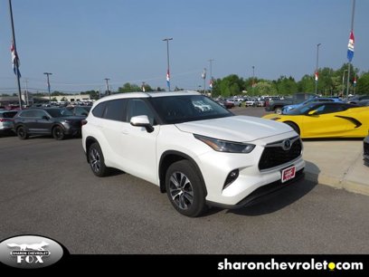 Used 2023 Toyota Highlander XLE