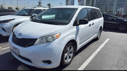 Used 2014 Toyota Sienna L