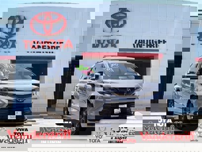 Certified 2024 Toyota Sienna XLE Woodland Edition