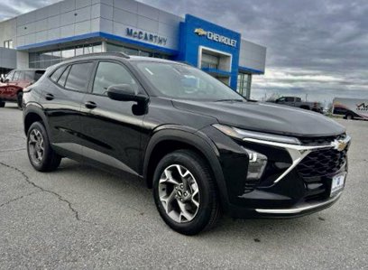 New 2025 Chevrolet Trax LT w/ Driver Confidence Package