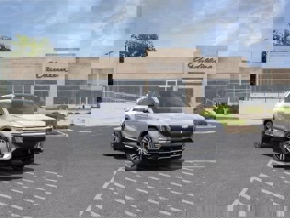 New 2025 Cadillac Lyriq Luxury