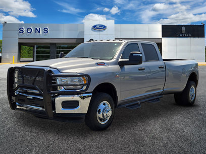 Used 2024 RAM 3500 Tradesman w/ Chrome Appearance Group