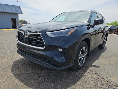 Used 2022 Toyota Highlander XLE