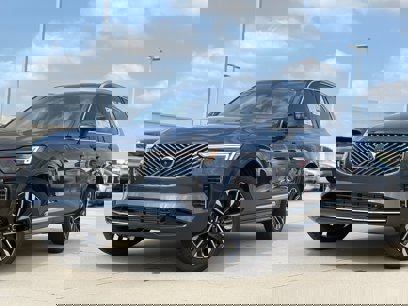 New 2025 Volvo XC90 T8 Plus w/ Protection Package Premier
