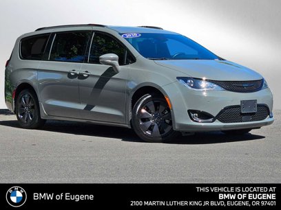 Used 2020 Chrysler Pacifica Limited w/ Advanced Safetytec Group