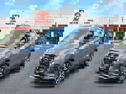 Used 2024 Nissan Kicks SV