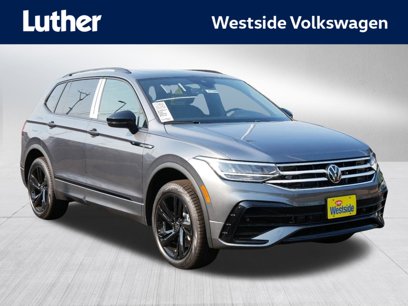 New 2024 Volkswagen Tiguan SE R-Line