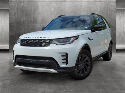 New 2024 Land Rover Discovery Dynamic SE