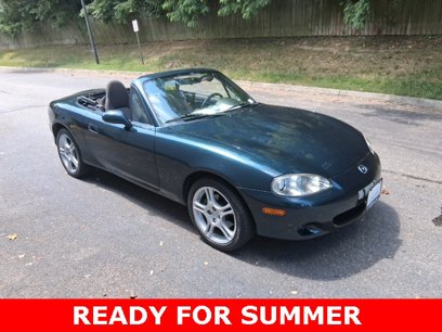 Used 2005 MAZDA MX-5 Miata w/ Convenience Pkg