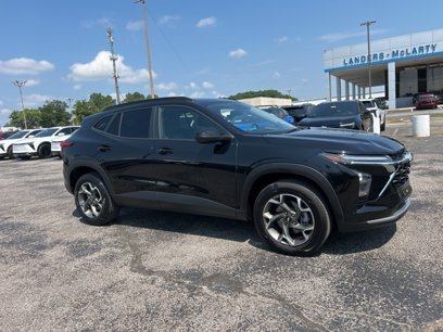Used 2024 Chevrolet Trax LT w/ Driver Confidence Package