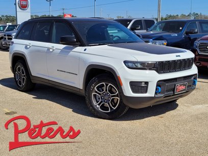 New 2022 Jeep Grand Cherokee Trailhawk w/ Advanced Protech Group II