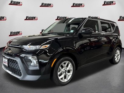 Certified 2022 Kia Soul LX w/ Technology Package