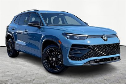 New 2025 Volkswagen Tiguan SE R-Line