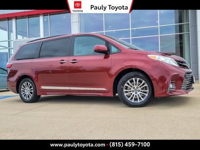 Used 2019 Toyota Sienna XLE