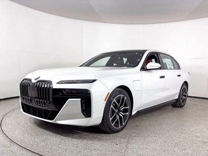 New 2025 BMW 750e xDrive w/ Executive Package