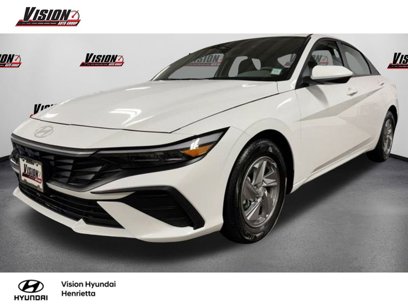Certified 2024 Hyundai Elantra SE