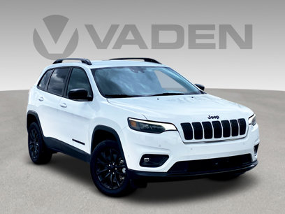Used 2023 Jeep Cherokee Altitude Lux