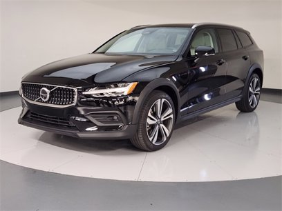 Used 2024 Volvo V60 B5 Cross Country Plus