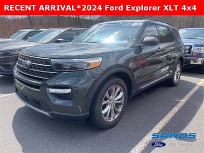 Used 2024 Ford Explorer XLT w/ Equipment Group 202A