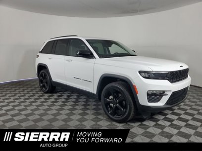 Used 2023 Jeep Grand Cherokee Limited w/ Black Appearance Package