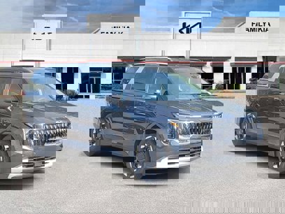 New 2025 Kia Carnival EX