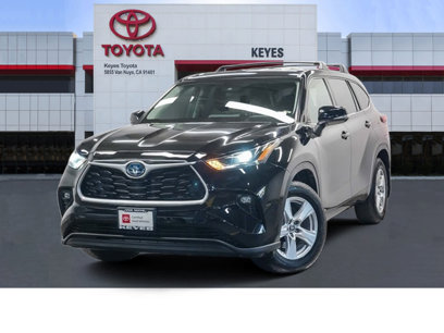 Certified 2022 Toyota Highlander LE