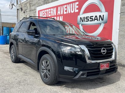New 2025 Nissan Pathfinder SV w/ SV Premium Package