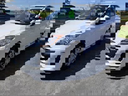 Used 2013 MAZDA MAZDA3 i SV