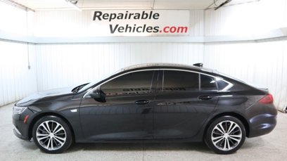 Used 2019 Buick Regal Essence w/ Driver Confidence Package I