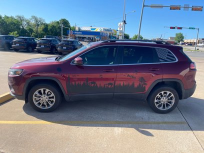 Used 2019 Jeep Cherokee Latitude Plus