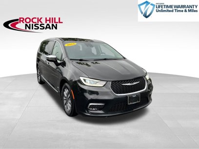 Used 2023 Chrysler Pacifica Limited