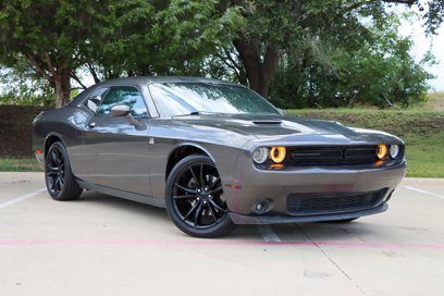 Used 2016 Dodge Challenger SXT Plus