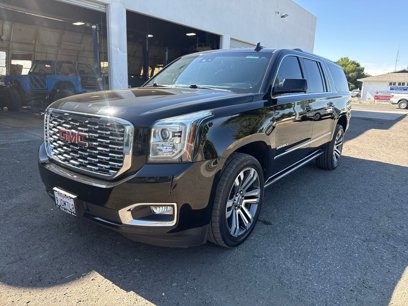 Used 2018 GMC Yukon XL Denali w/ Denali Ultimate Package