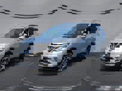 Used 2015 Nissan Rogue SL w/ SL Premium Package