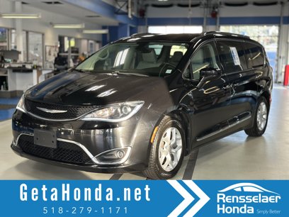 Used 2017 Chrysler Pacifica Touring-L Plus